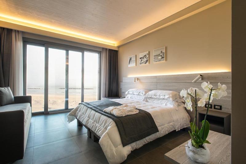 Aparthotel Anghel Siena Ngoại thất bức ảnh