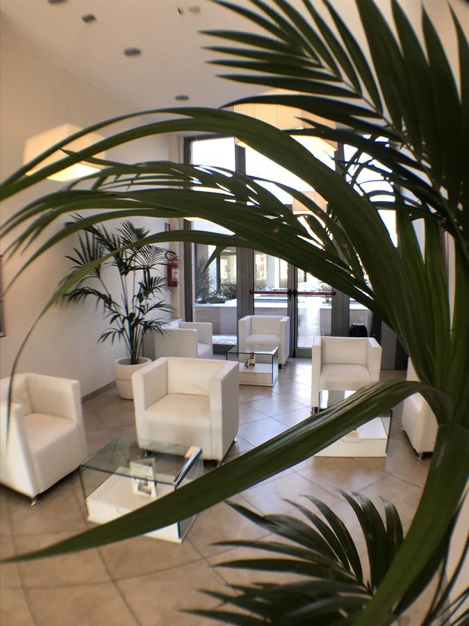 Aparthotel Anghel Siena Ngoại thất bức ảnh
