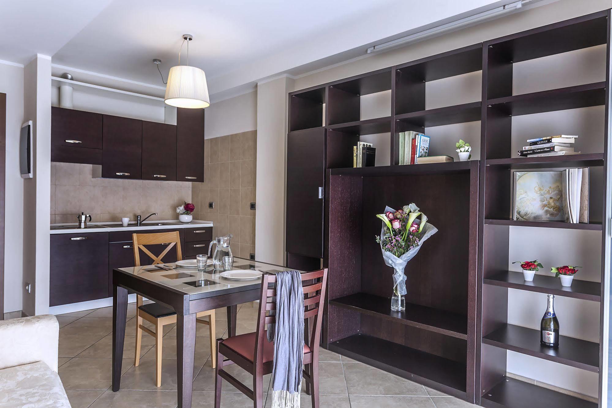 Aparthotel Anghel Siena Ngoại thất bức ảnh