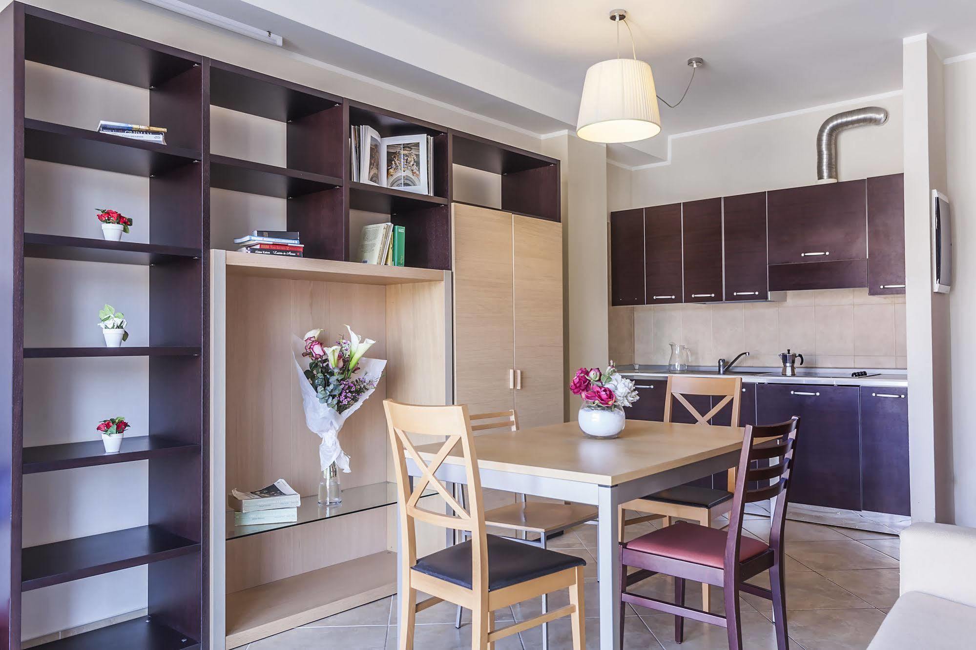 Aparthotel Anghel Siena Ngoại thất bức ảnh