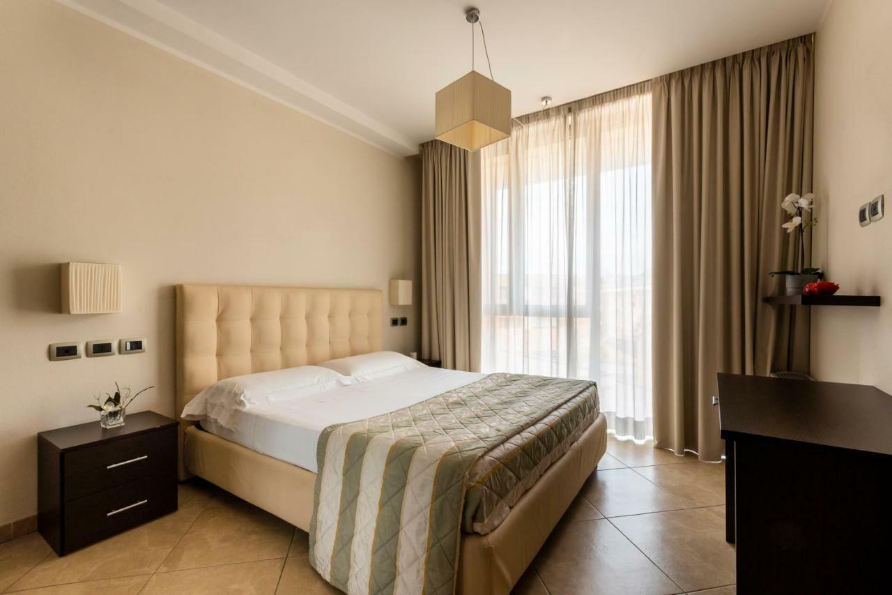 Aparthotel Anghel Siena Ngoại thất bức ảnh