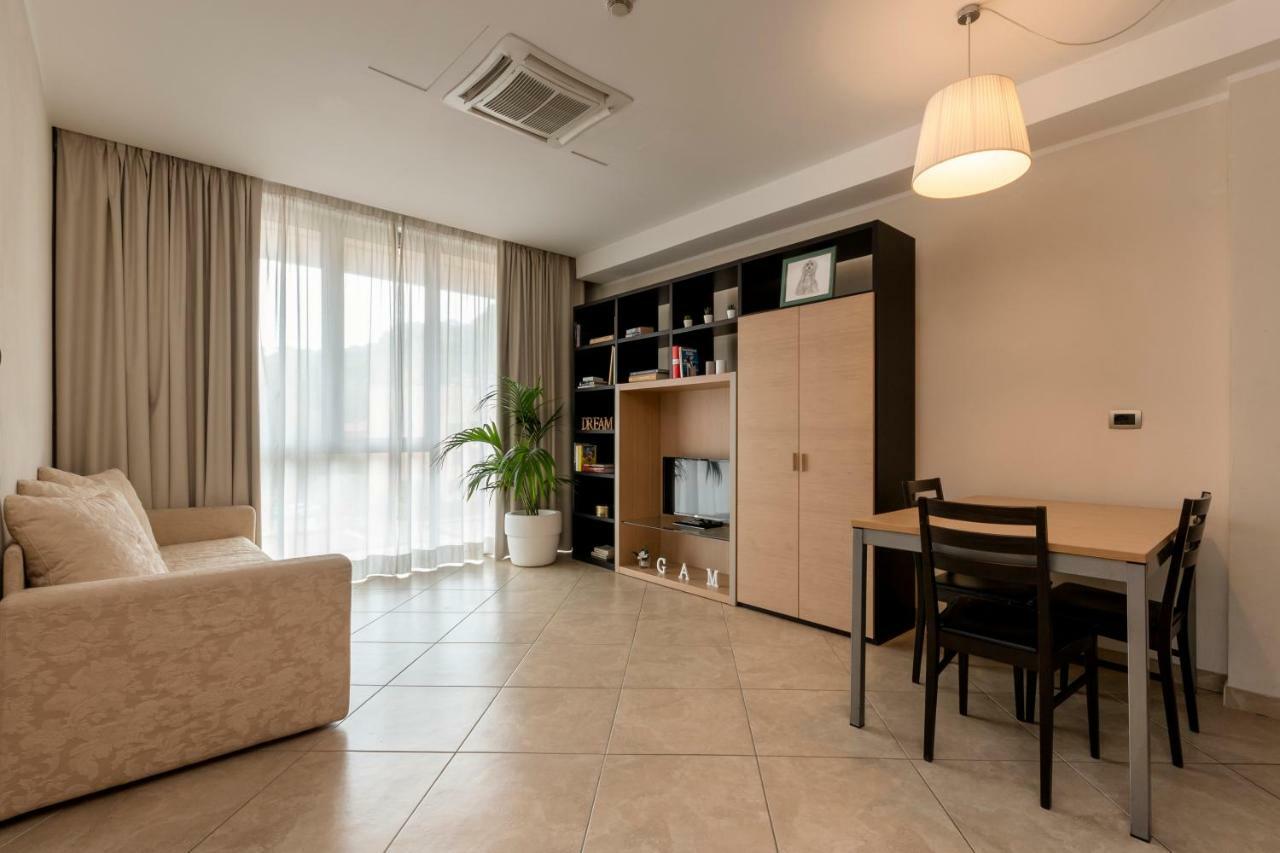 Aparthotel Anghel Siena Ngoại thất bức ảnh