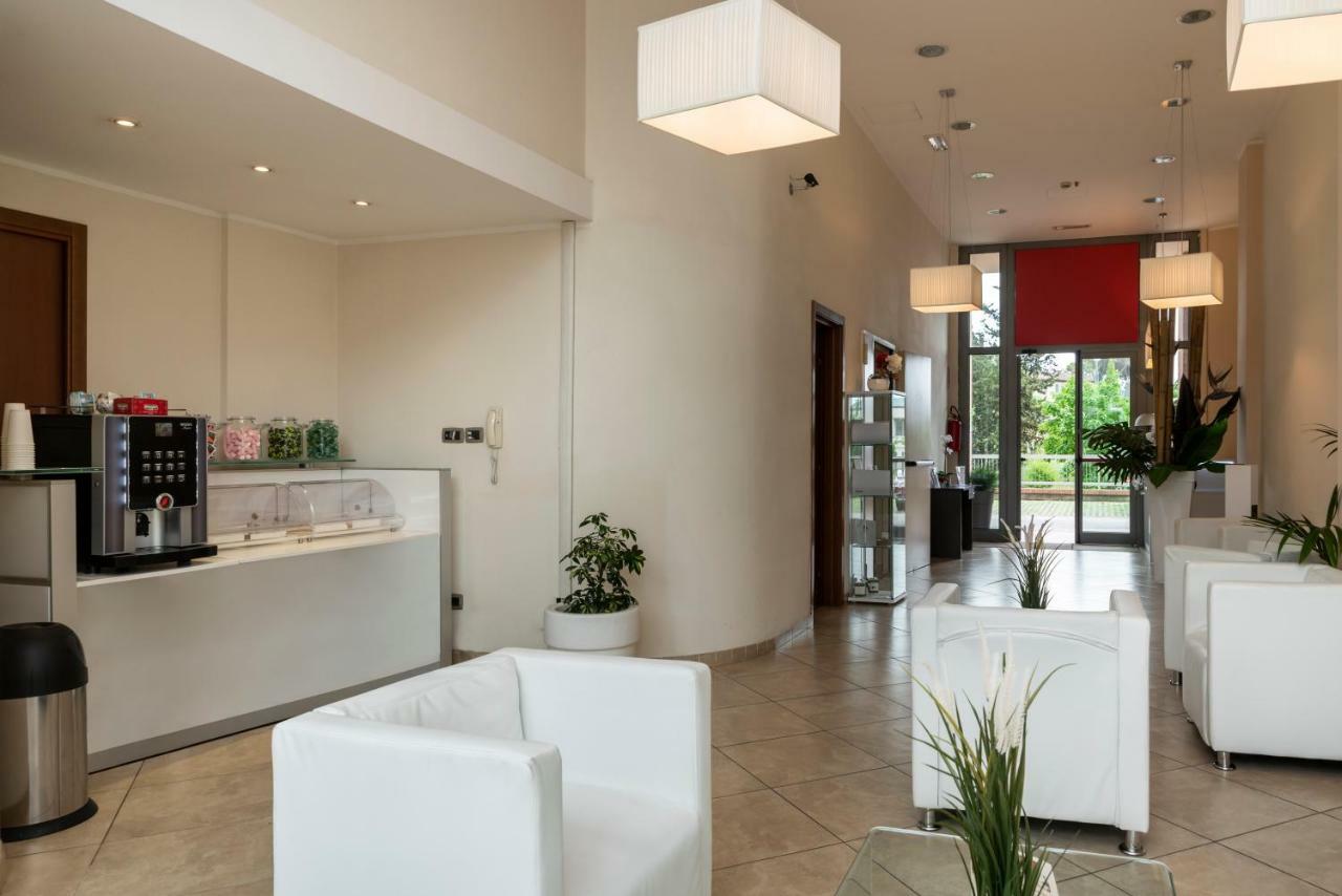 Aparthotel Anghel Siena Ngoại thất bức ảnh