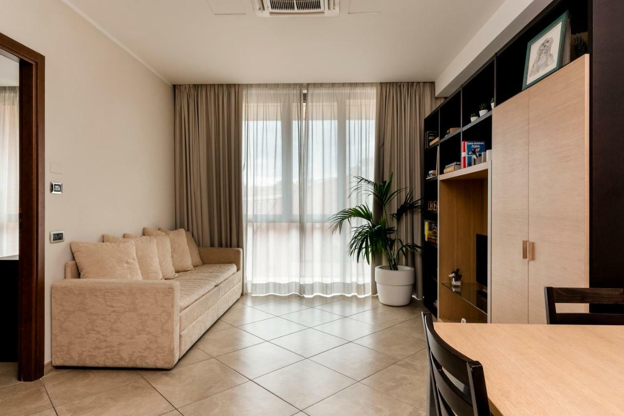 Aparthotel Anghel Siena Ngoại thất bức ảnh
