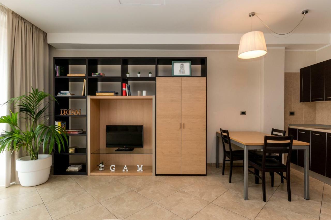 Aparthotel Anghel Siena Ngoại thất bức ảnh